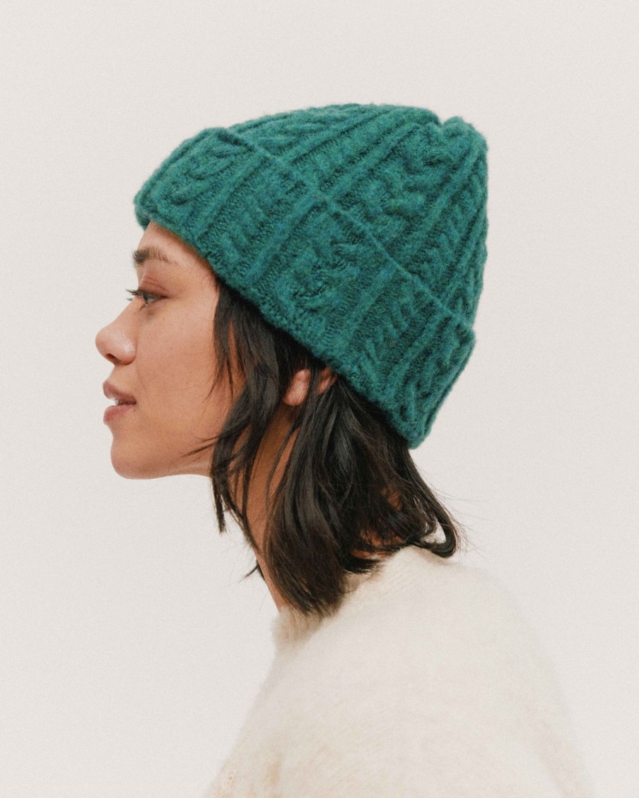 Women Howlin' | Cable Festival Hat - Green Dream